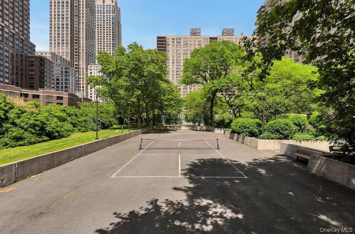 185 W End Avenue Unit 15E, Manhattan NY 10023