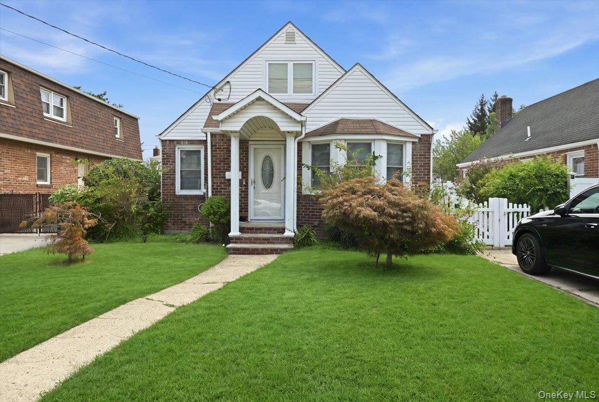 47 Fendale Street, Franklin Square NY 11010