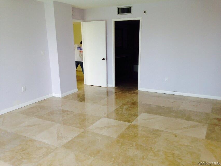210 174th ST Unit 419 Collins Avenue Unit 419, Call Listing Agent FL 33160