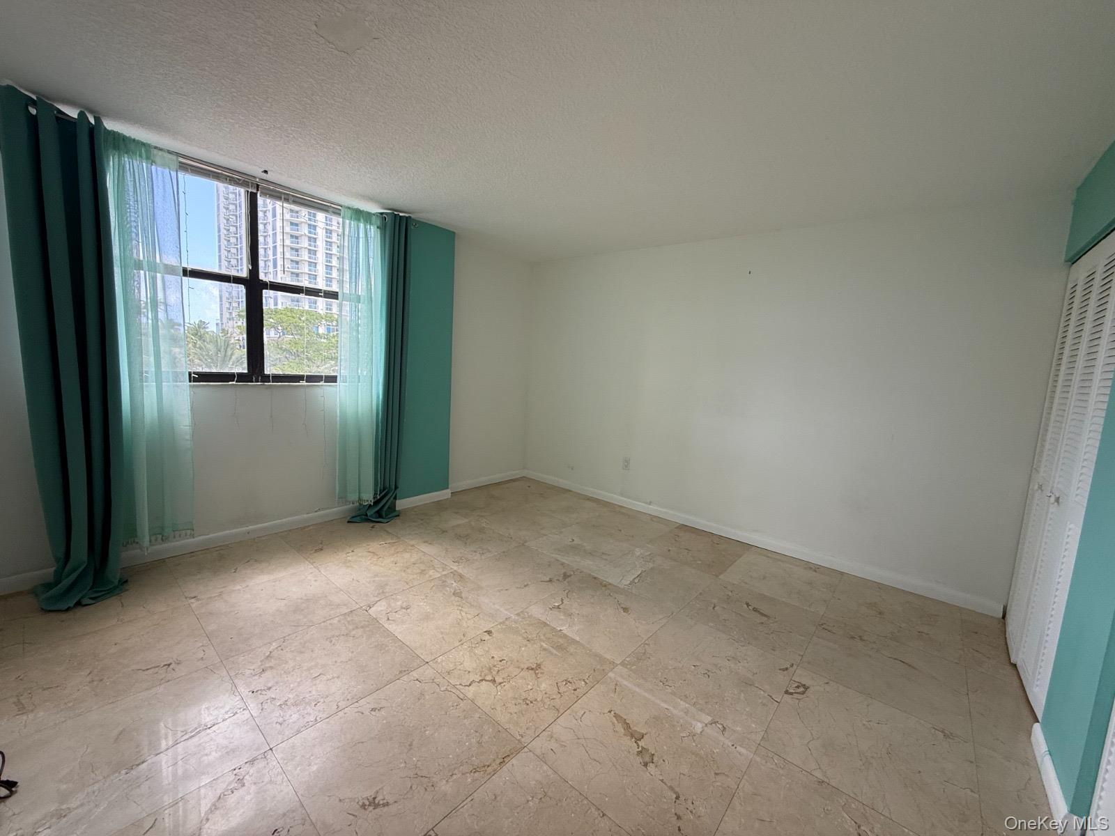 210 174th ST Unit 419 Collins Avenue Unit 419, Call Listing Agent FL 33160