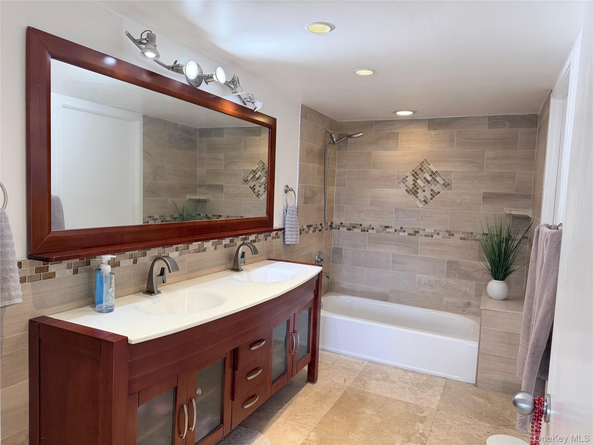 210 174th ST Unit 419 Collins Avenue Unit 419, Call Listing Agent FL 33160
