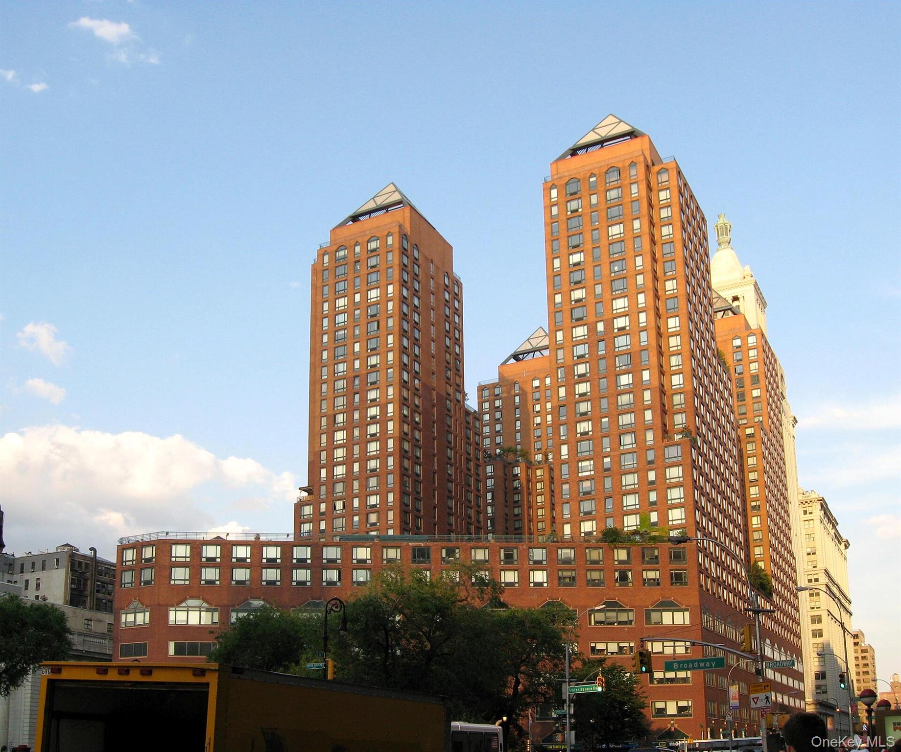 1 Irving Place Unit U17H, Manhattan NY 10003