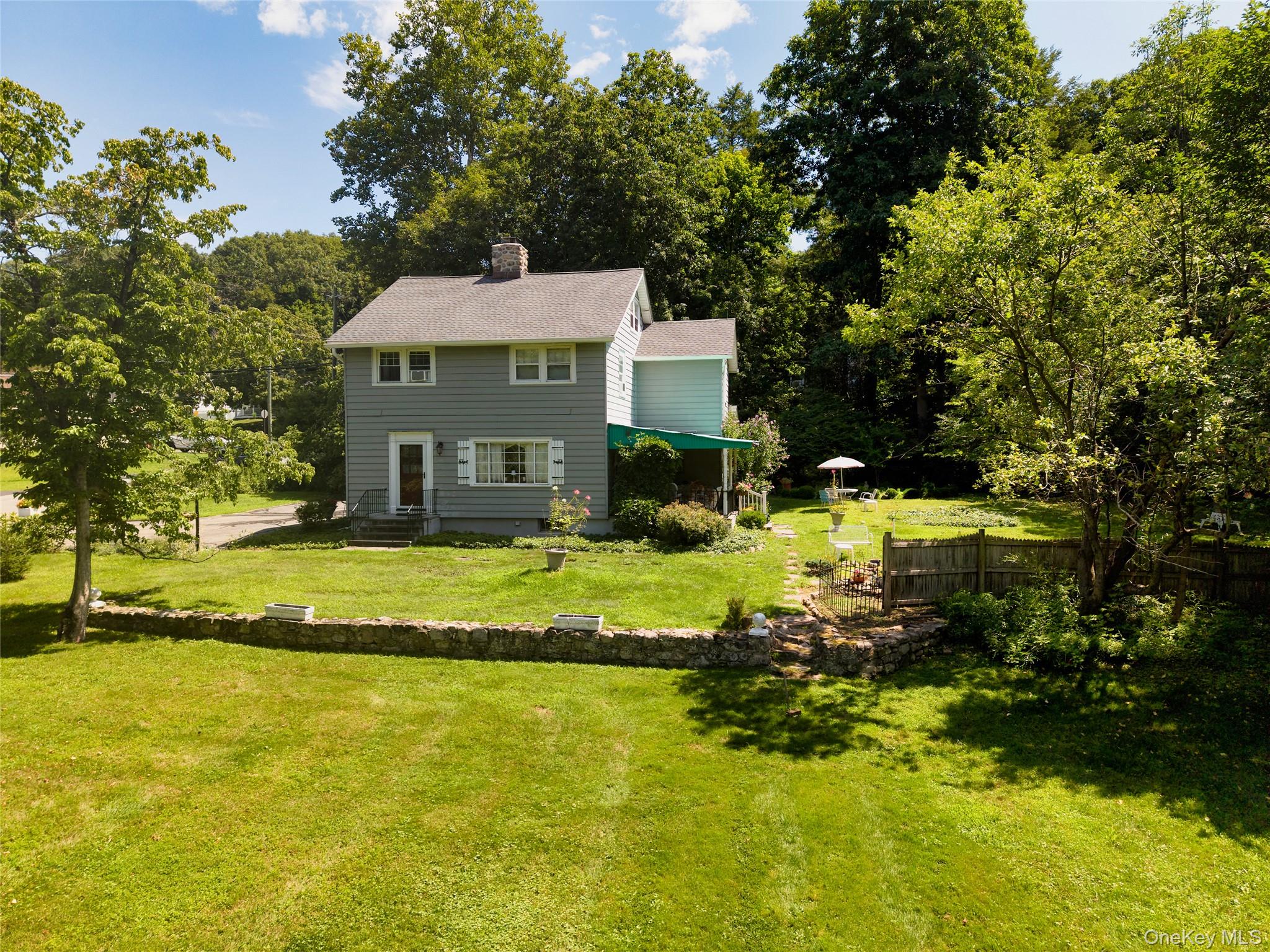 6 Laurel Road, Sloatsburg NY 10974