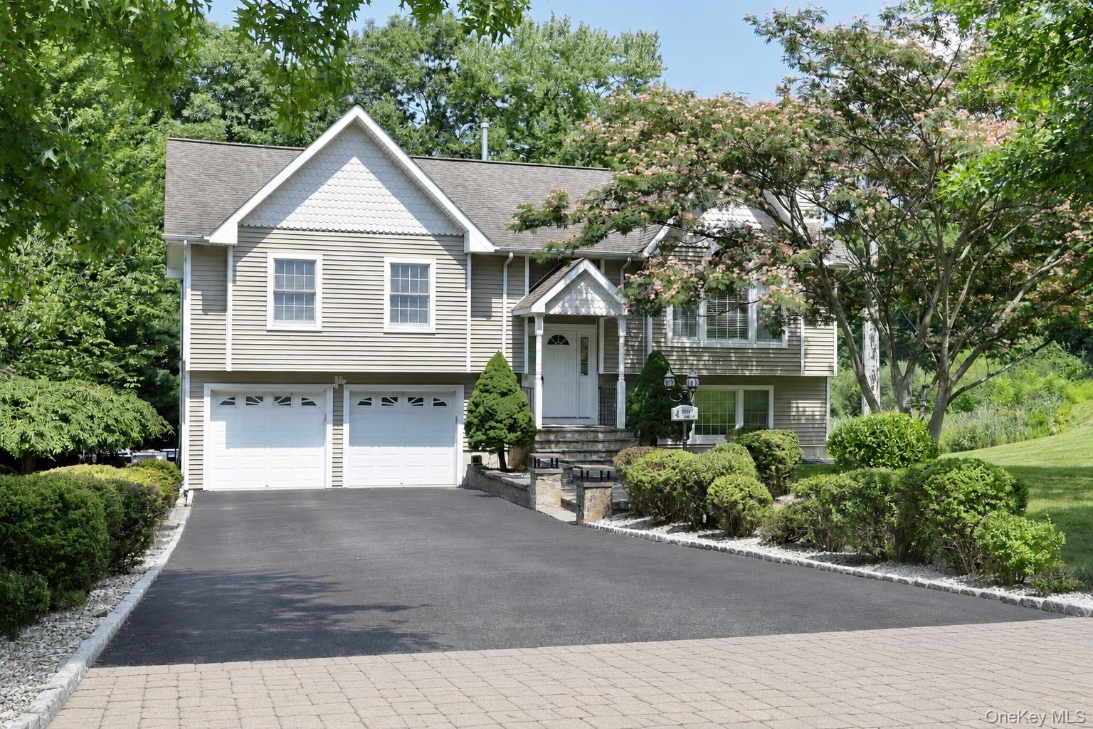 4 Woolf Road, Pomona NY 10980