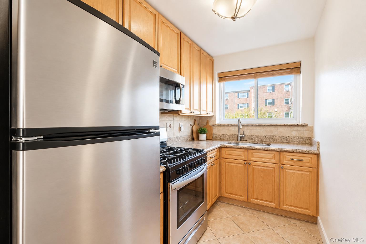66-12 Grand Central Parkway Unit 1B, Forest Hills NY 11375