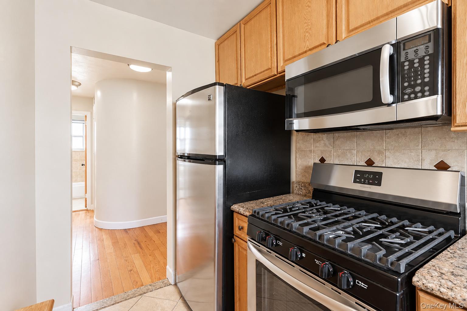 66-12 Grand Central Parkway Unit 1B, Forest Hills NY 11375