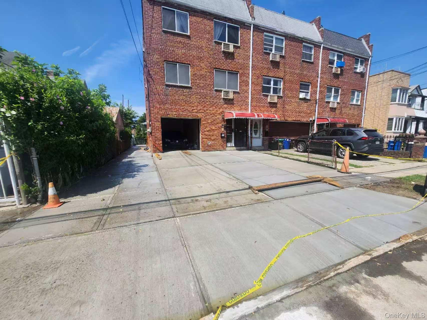 101-64 123 Street, Richmond Hill S. NY 11419