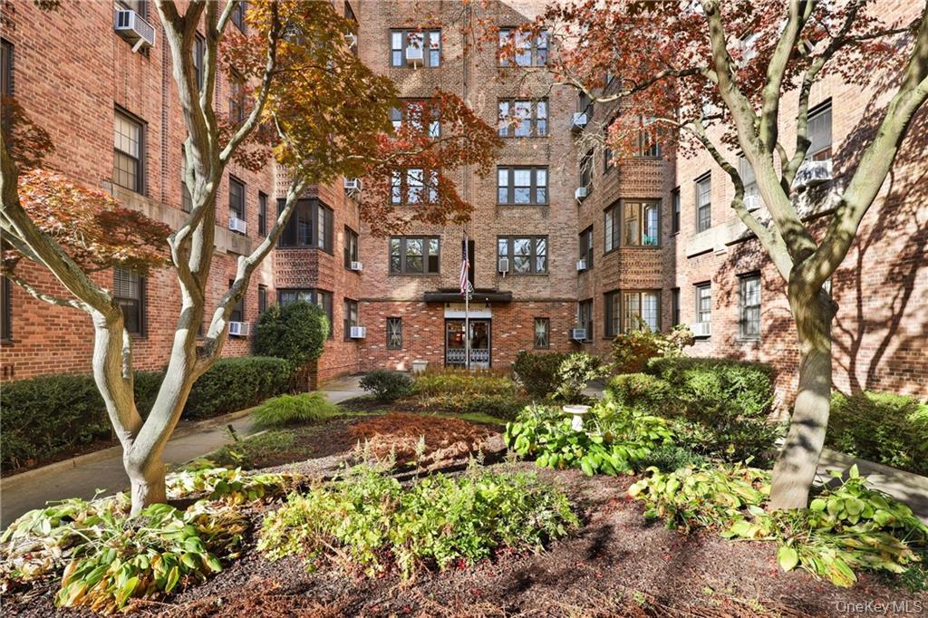 35 Parkview Avenue Unit 5A, Bronxville NY 10708