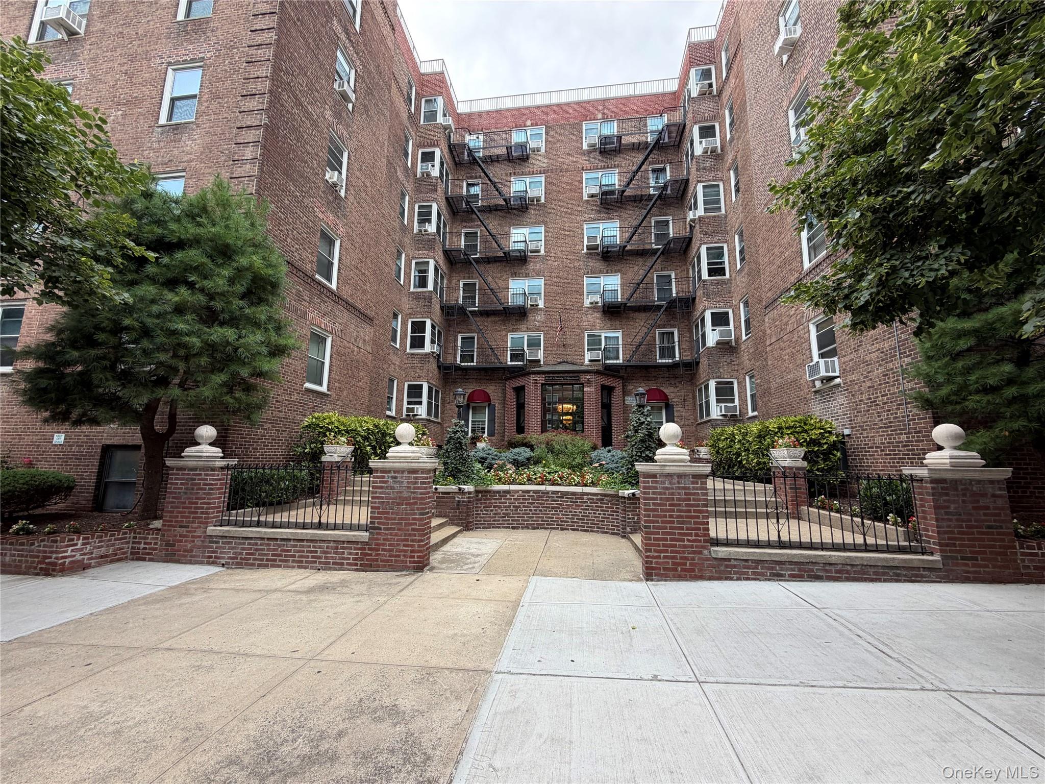 99-45 67th Road Unit 108, Forest Hills NY 11375