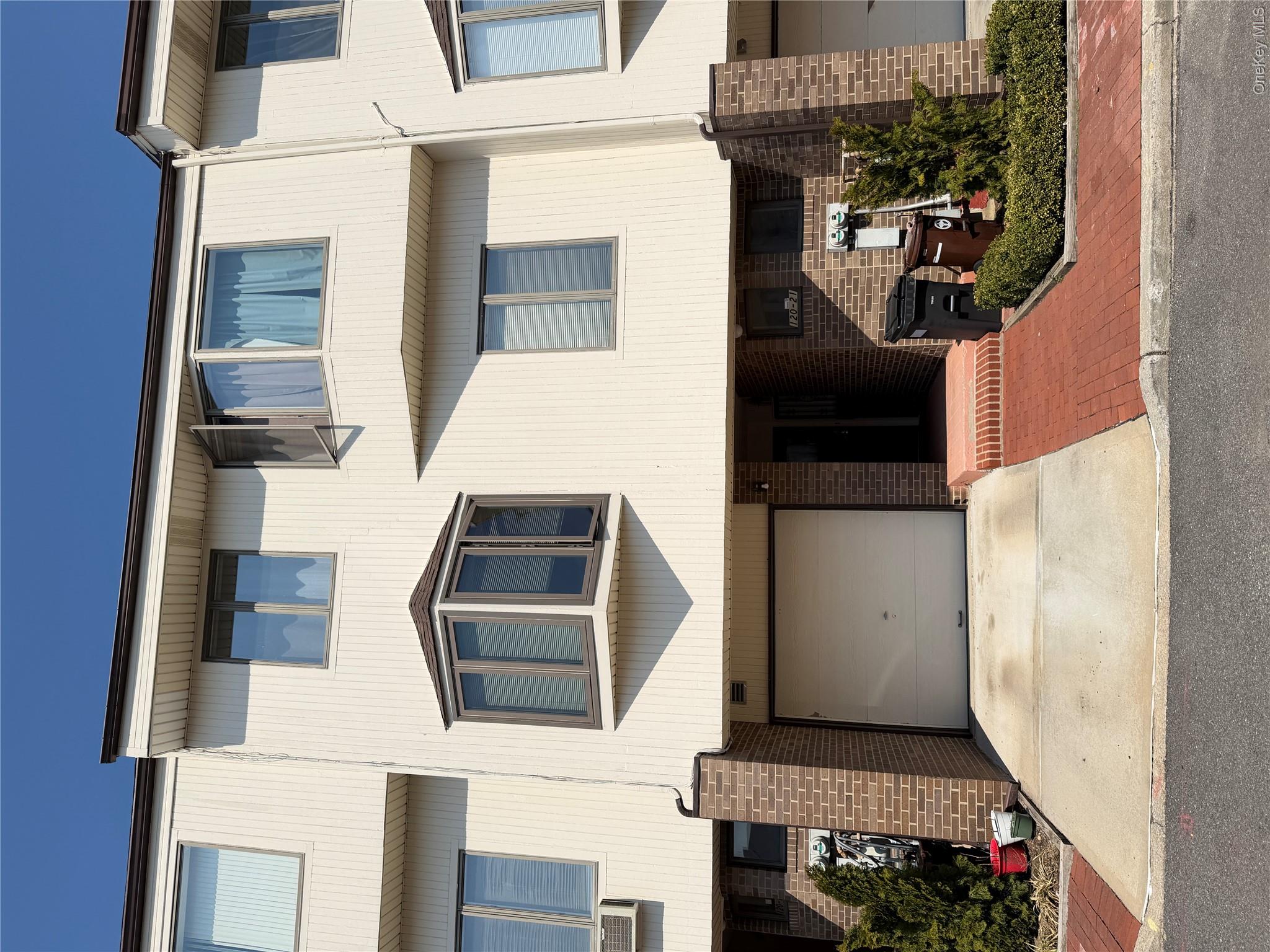 12021 Riviera Court Unit 5B, College Point NY 11356