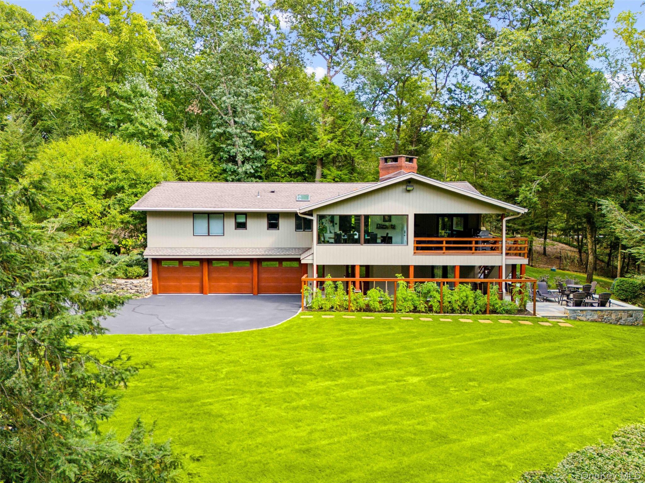 401 Chestnut Ridge Road, Bedford Corners NY 10549