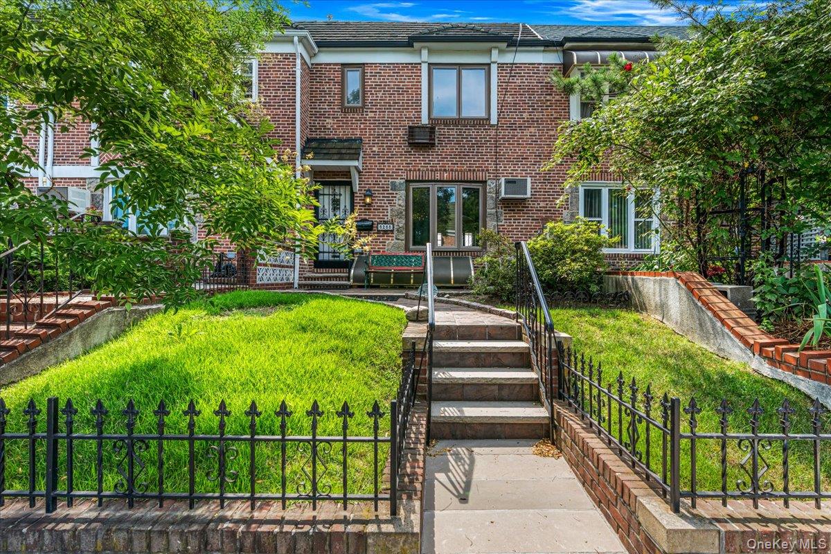8288 61st Road, Middle Village NY 11379