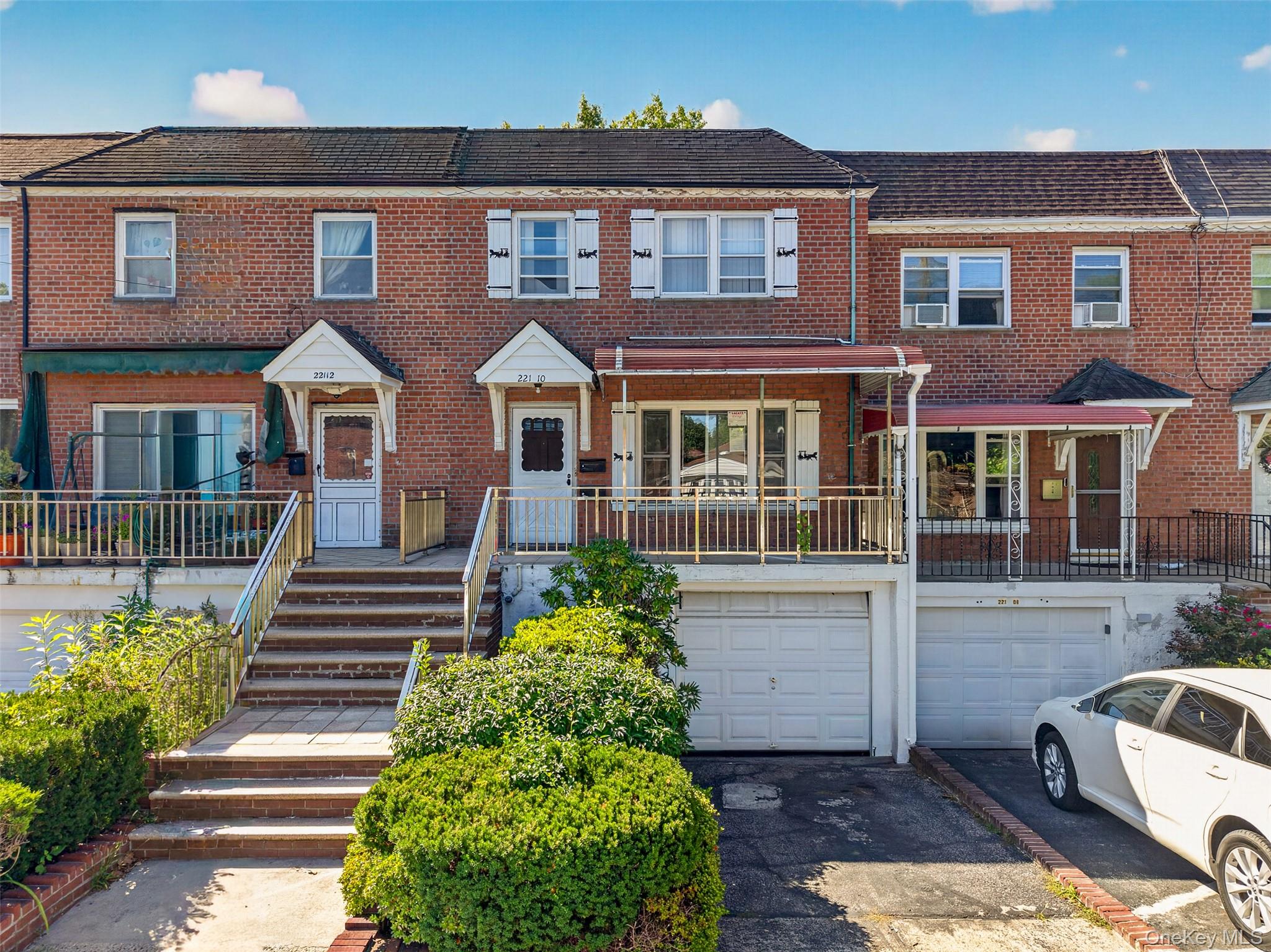 22110 69th Avenue, Oakland Gardens NY 11364