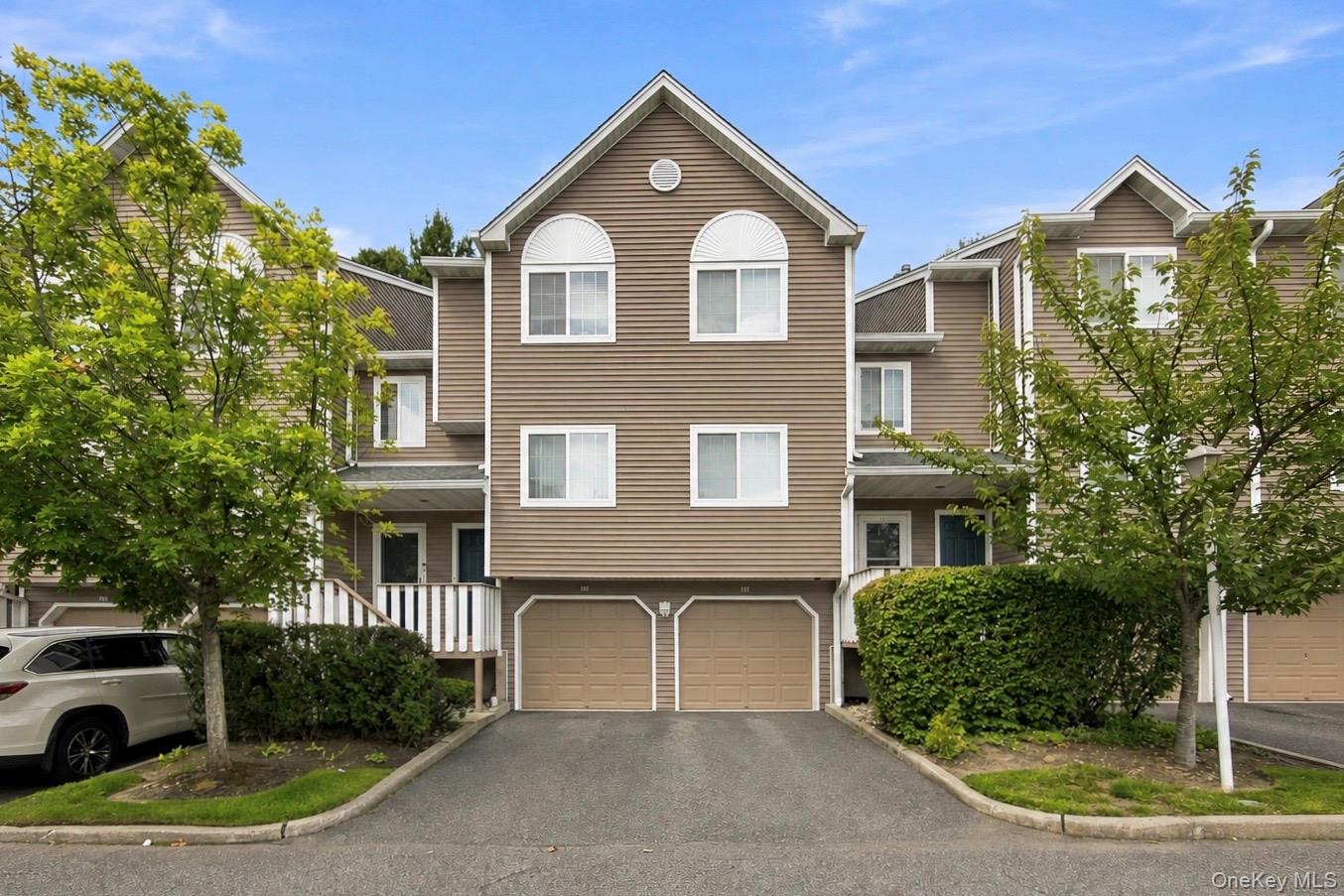60 Eagle Ridge Way, Nanuet NY 10954