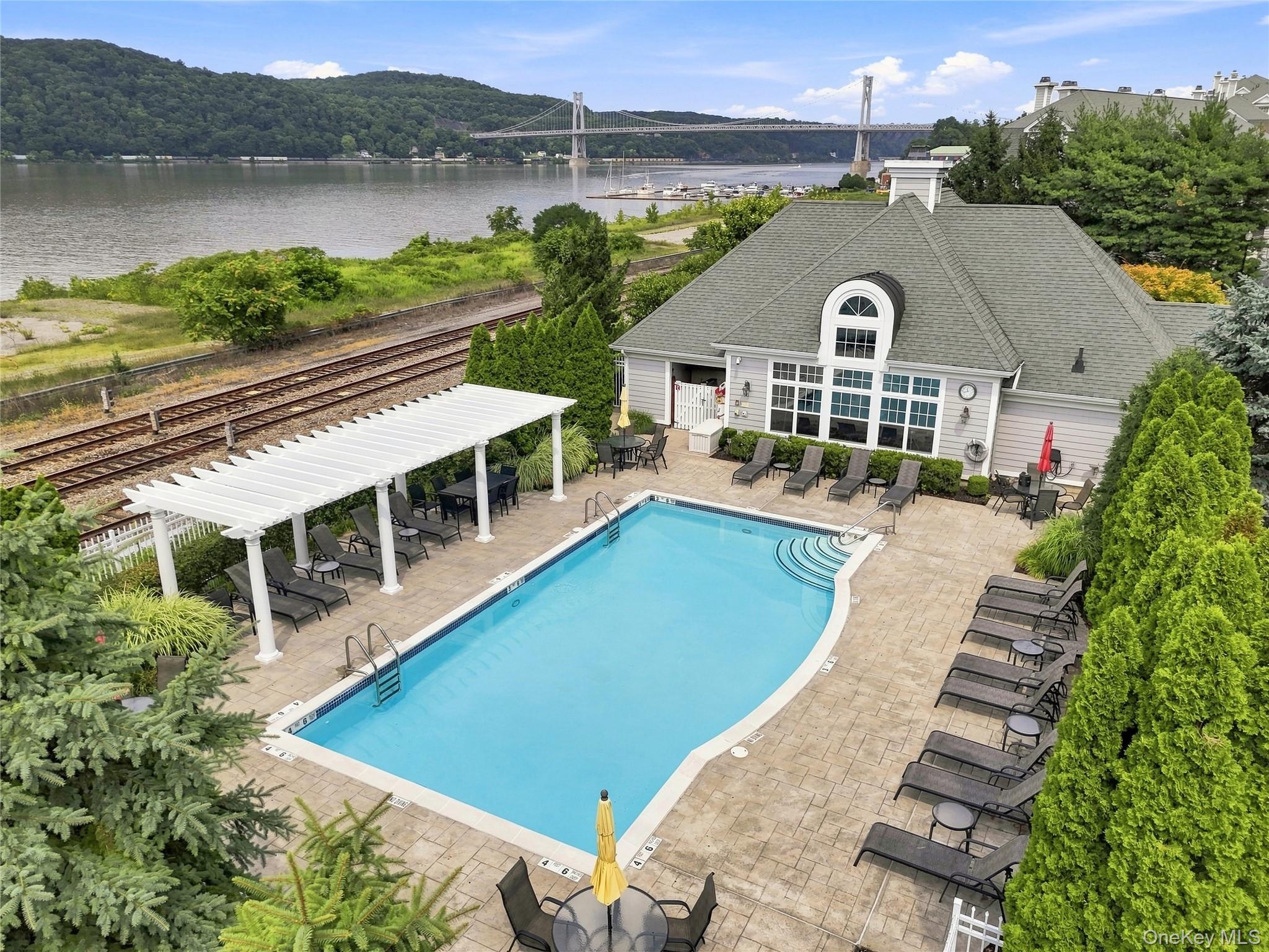 308 Bridgeview Drive, Poughkeepsie NY 12601