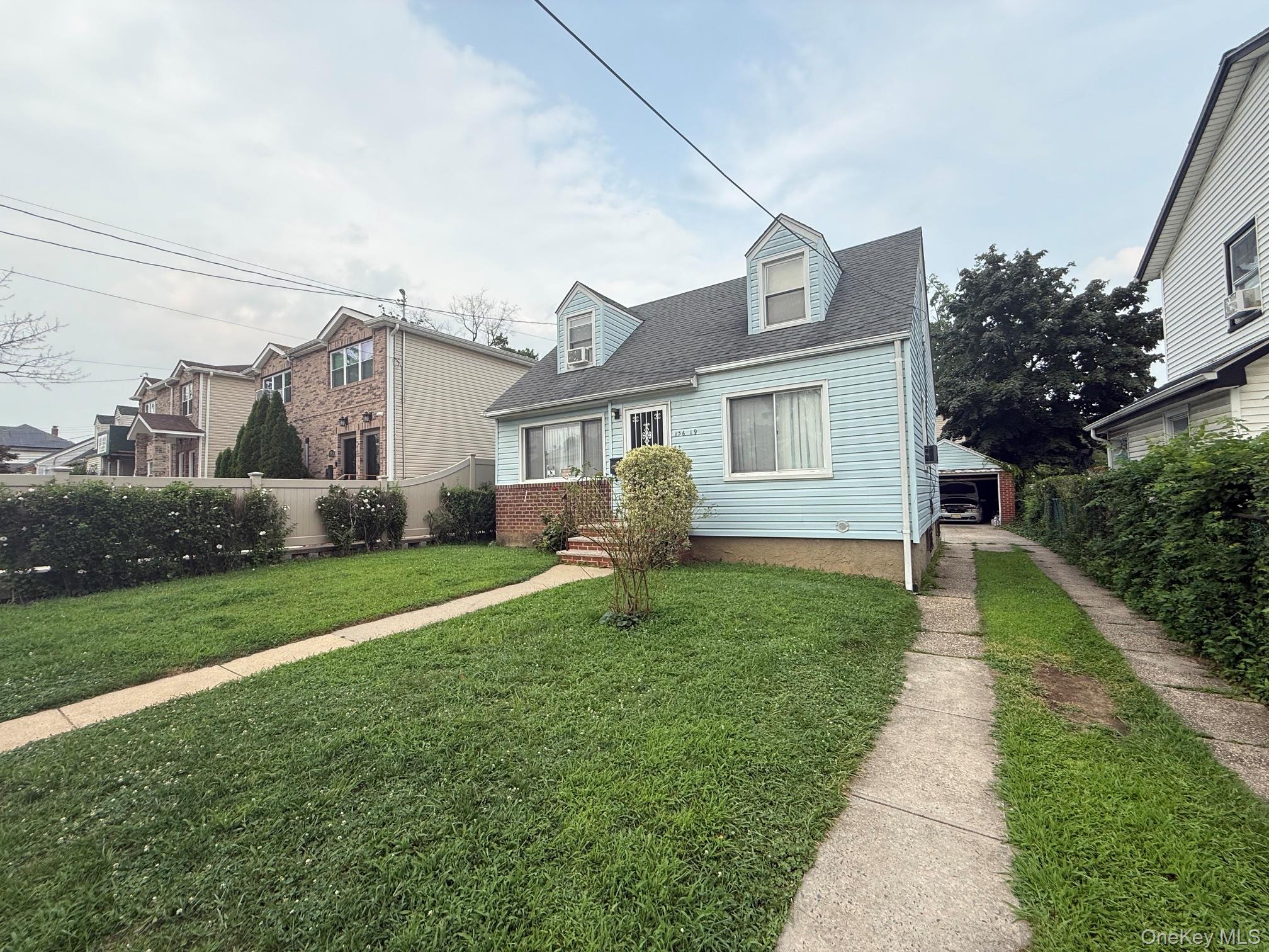 13619 220th Place, Springfield Gardens NY 11413