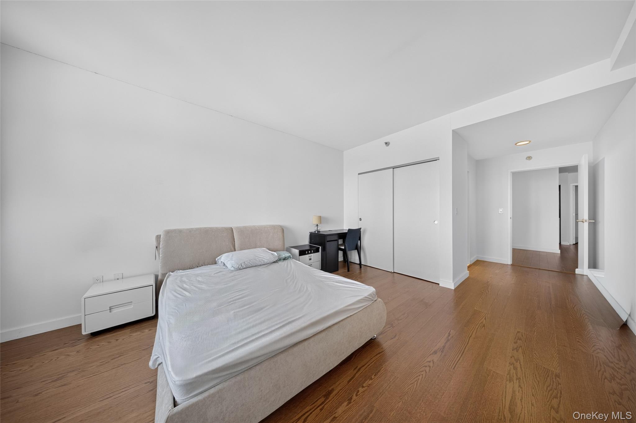 40-26 College Point Boulevard Unit 16F, Flushing NY 11354