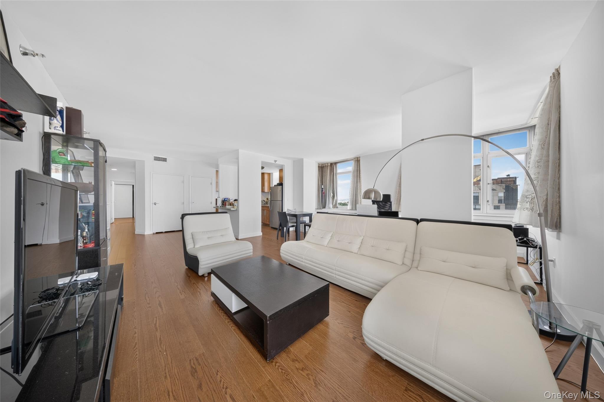 40-26 College Point Boulevard Unit 16F, Flushing NY 11354