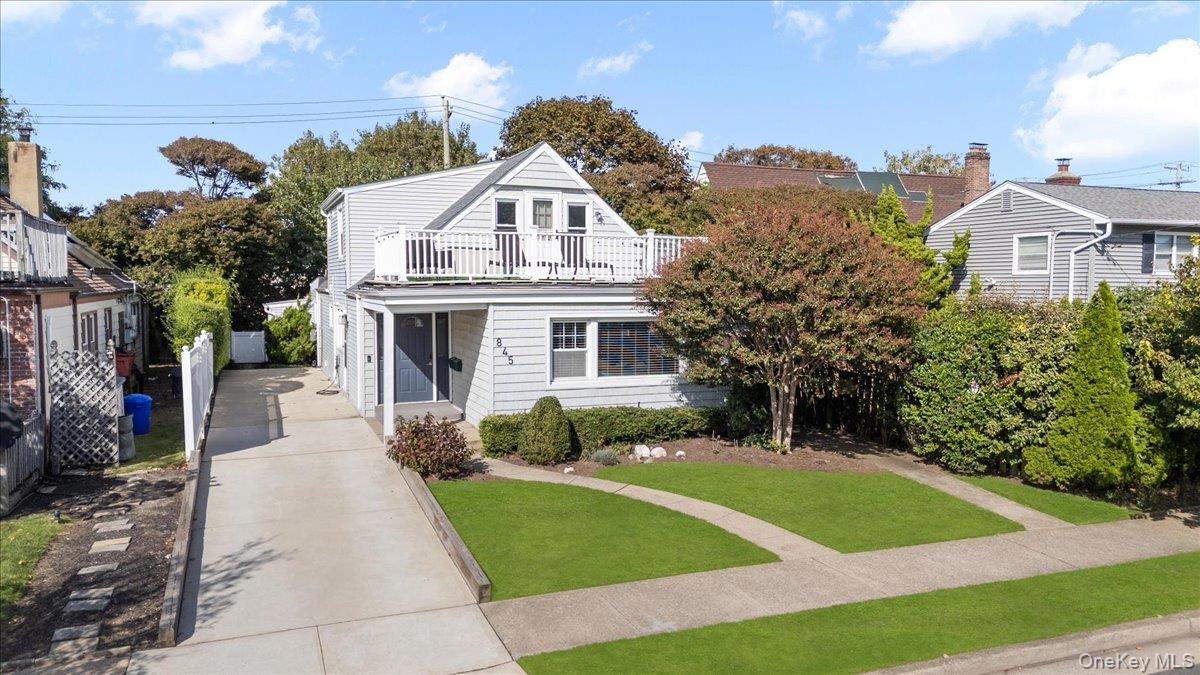 845 E Walnut Street, Long Beach NY 11561