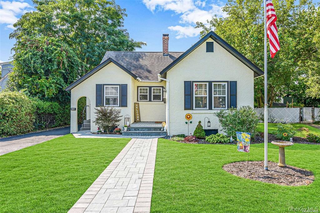 510 Secatogue Avenue, Farmingdale NY 11735