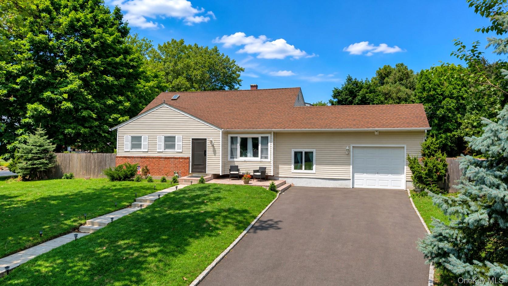 23 Riviera Drive, Smithtown NY 11787