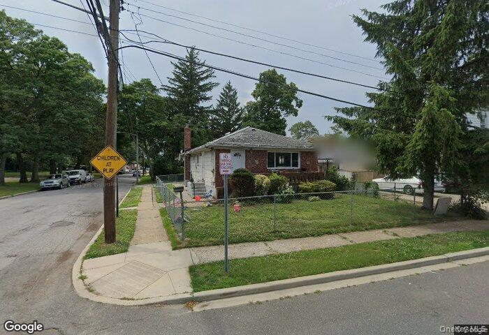 120 Newbold Avenue, Valley Stream NY 11580
