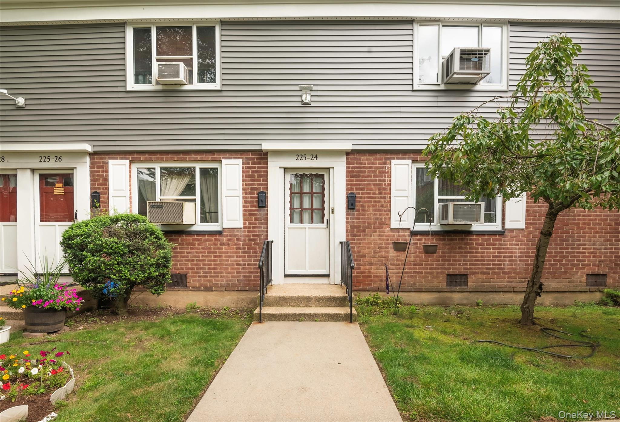 225-24 Manor Road Unit 814, Queens Village NY 11427