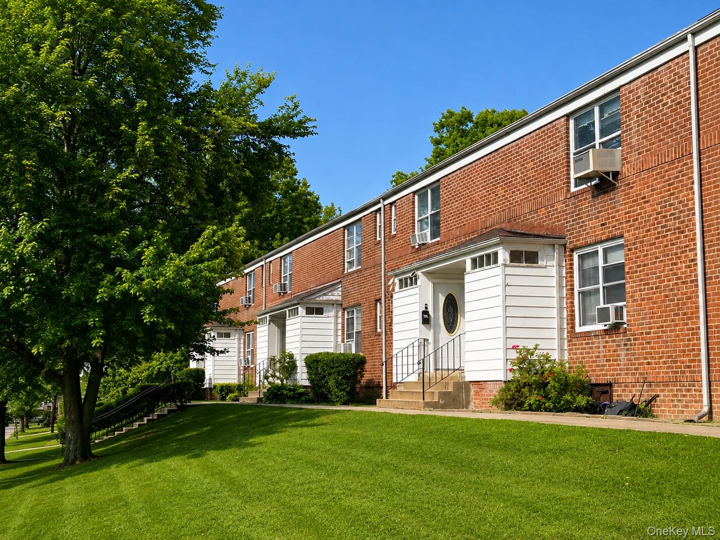 219 Rumsey Road Unit 2A, Yonkers NY 10705
