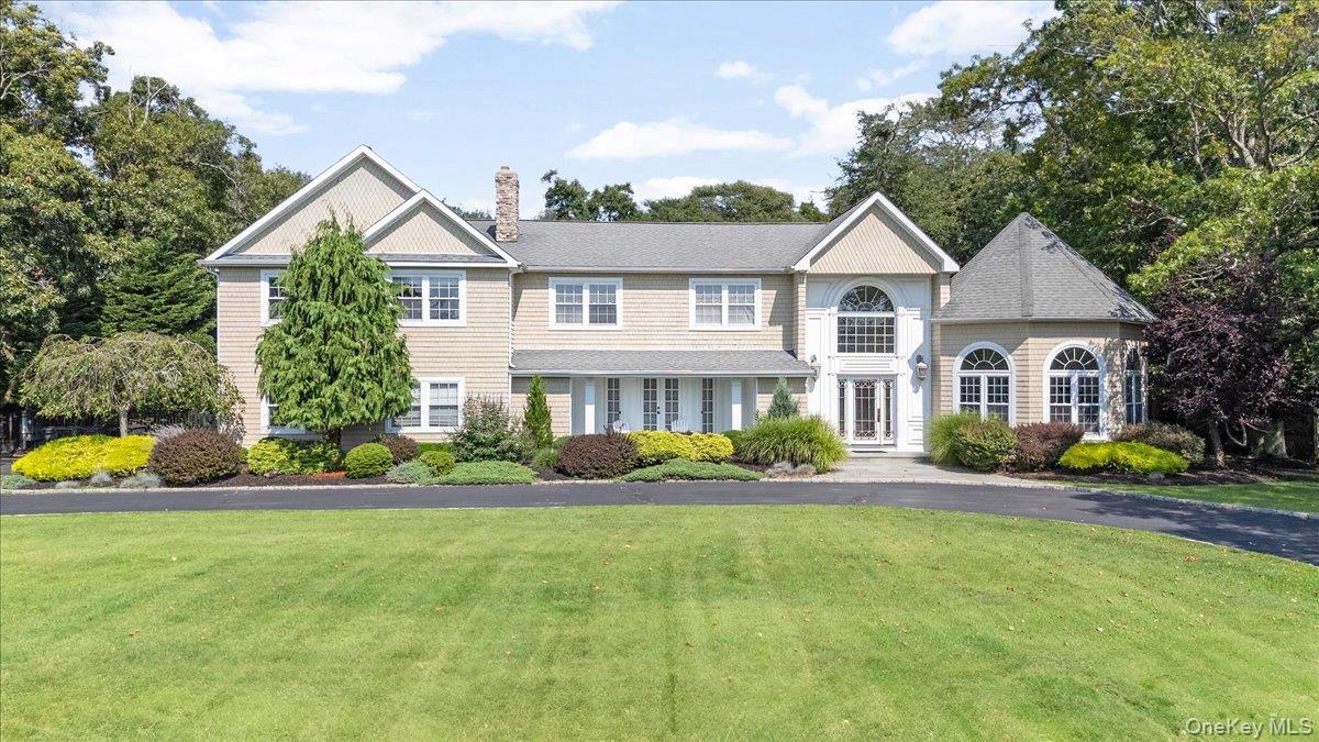 7 The Keel, East Islip NY 11730
