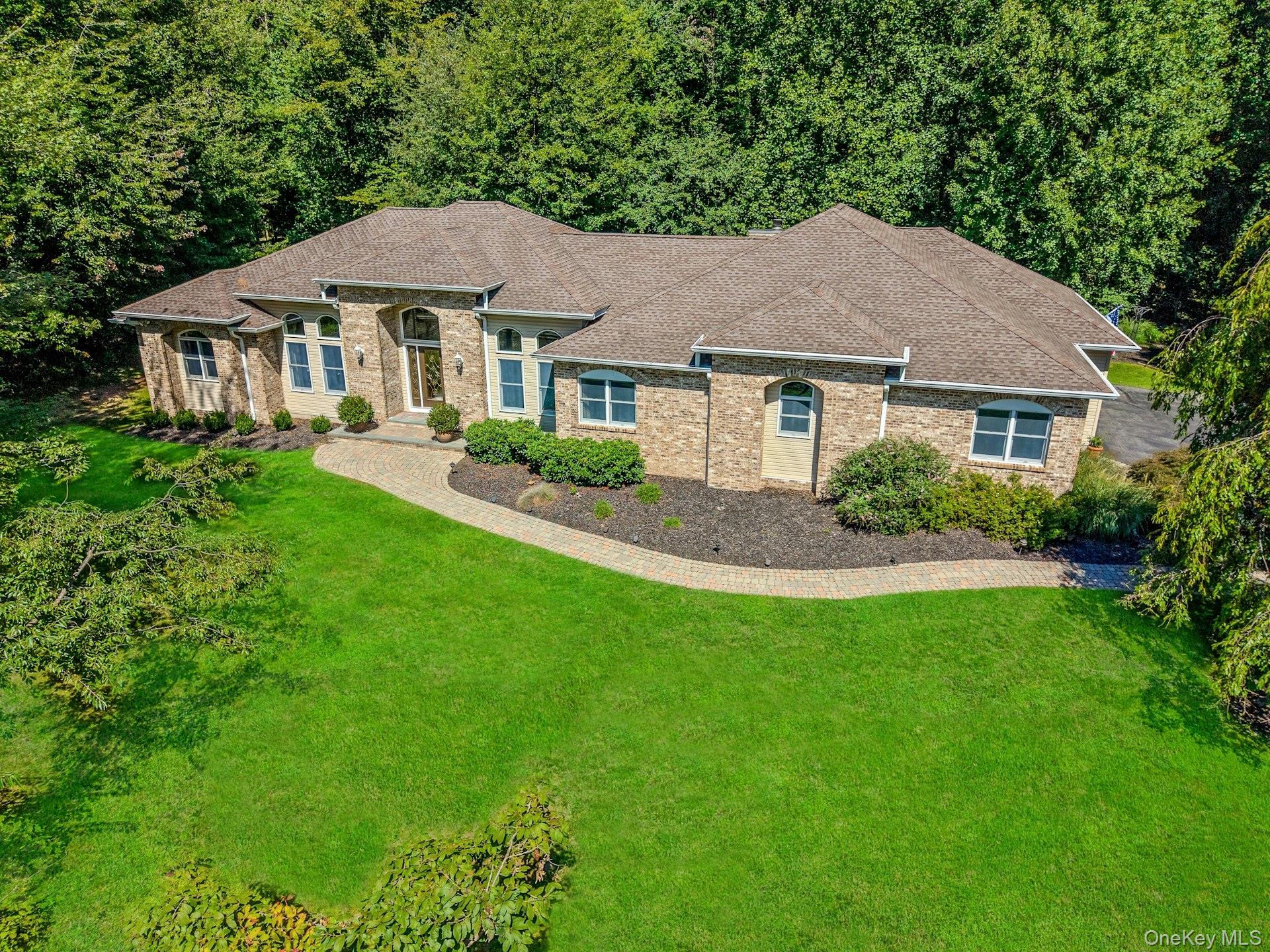 6 Marycrest Road, West Nyack NY 10994