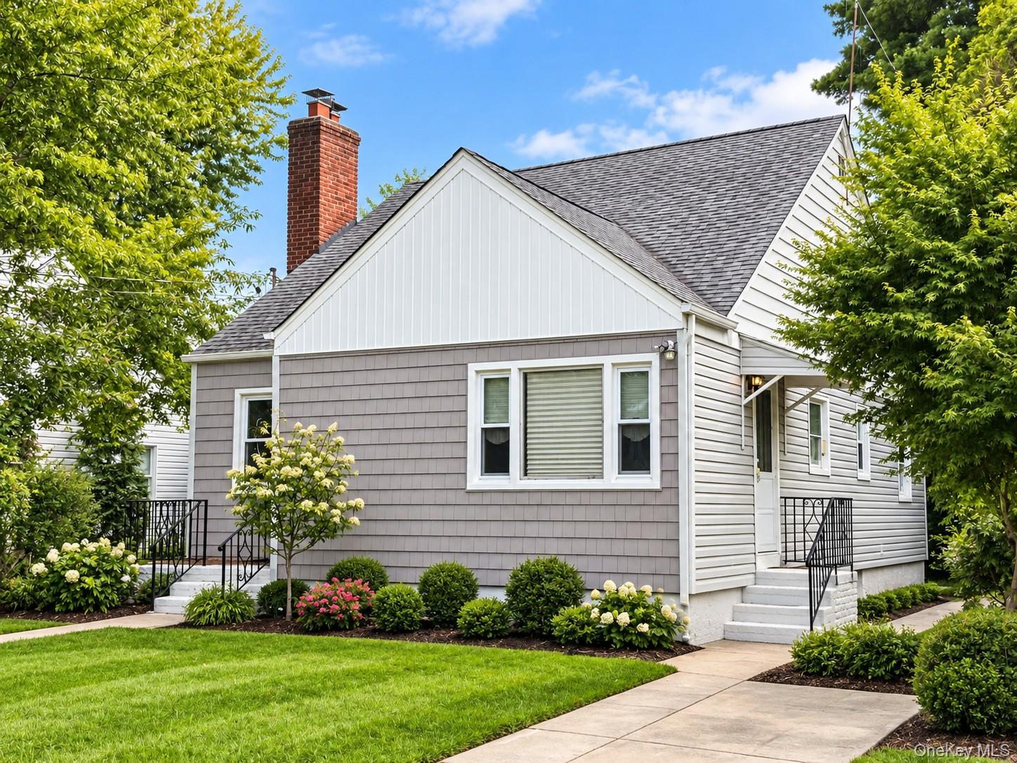 321 Oakford Street, West Hempstead NY 11552