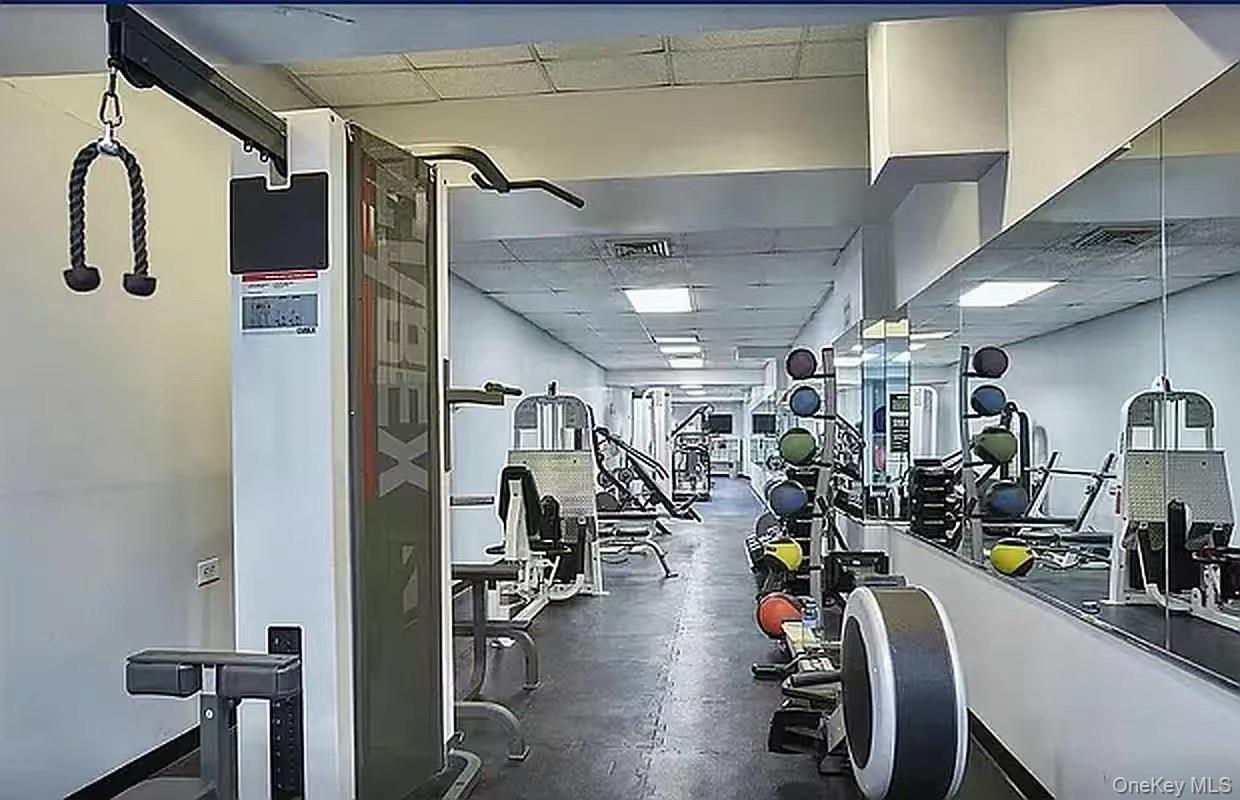 2 S End Avenue Unit 3W, Manhattan NY 10280