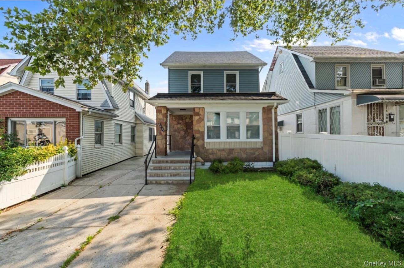 21432 112th Road, Queens Village NY 11429
