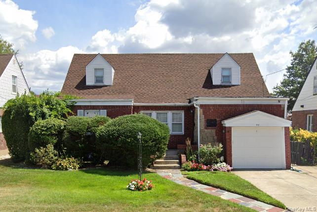 44 Elizabeth Street, Valley Stream NY 11580