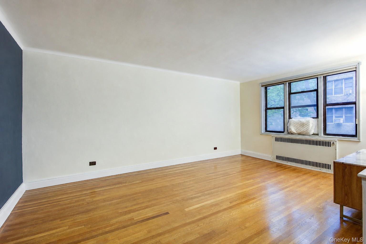69-10 Yellowstone Boulevard Unit 207, Forest Hills NY 11375