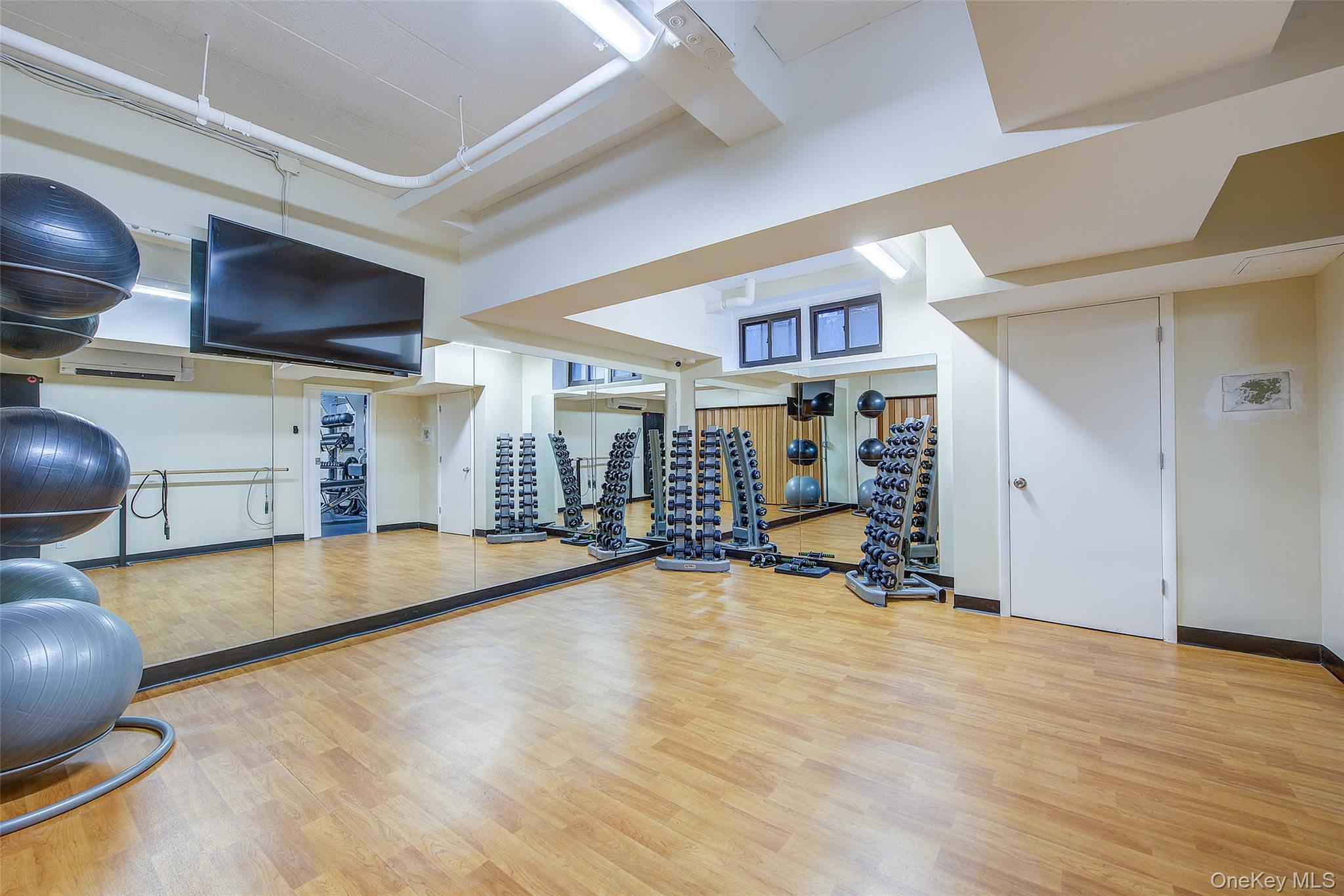 69-10 Yellowstone Boulevard Unit 207, Forest Hills NY 11375