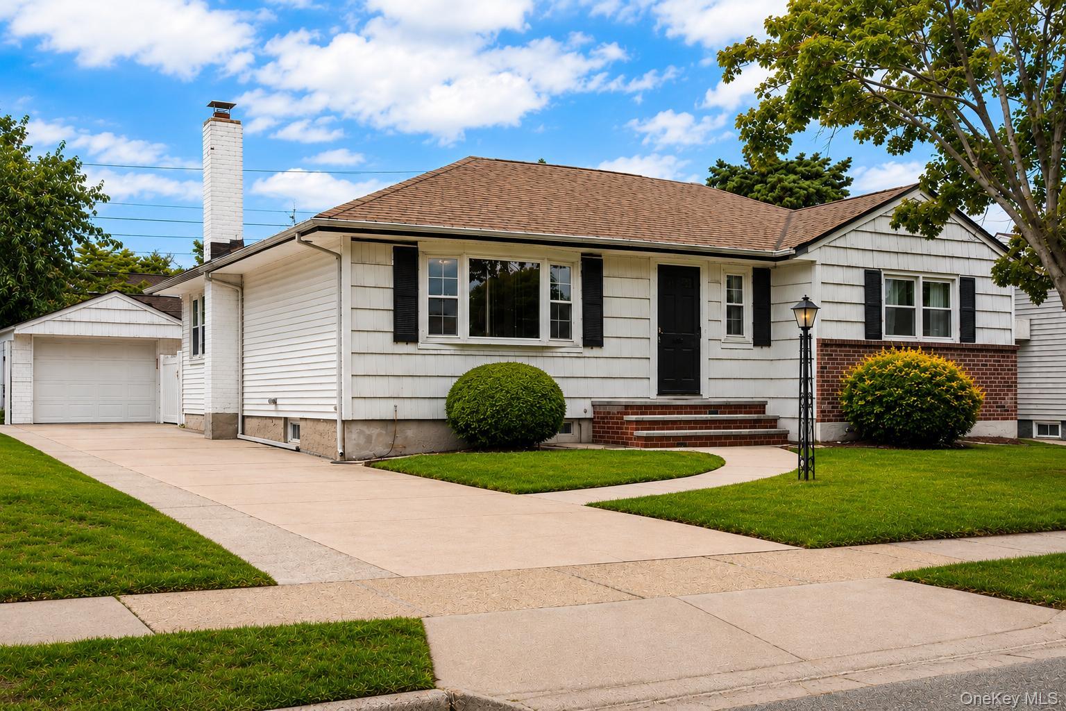 75 Linden Boulevard, Hicksville NY 11801