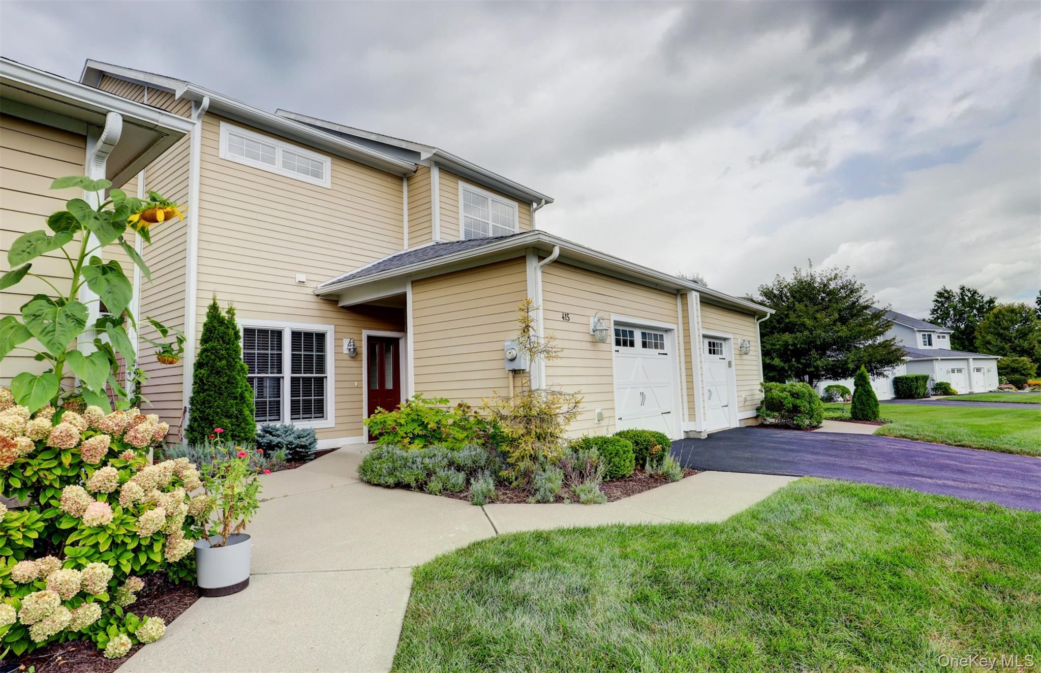 415 Gardenia Drive, Rhinebeck NY 12572