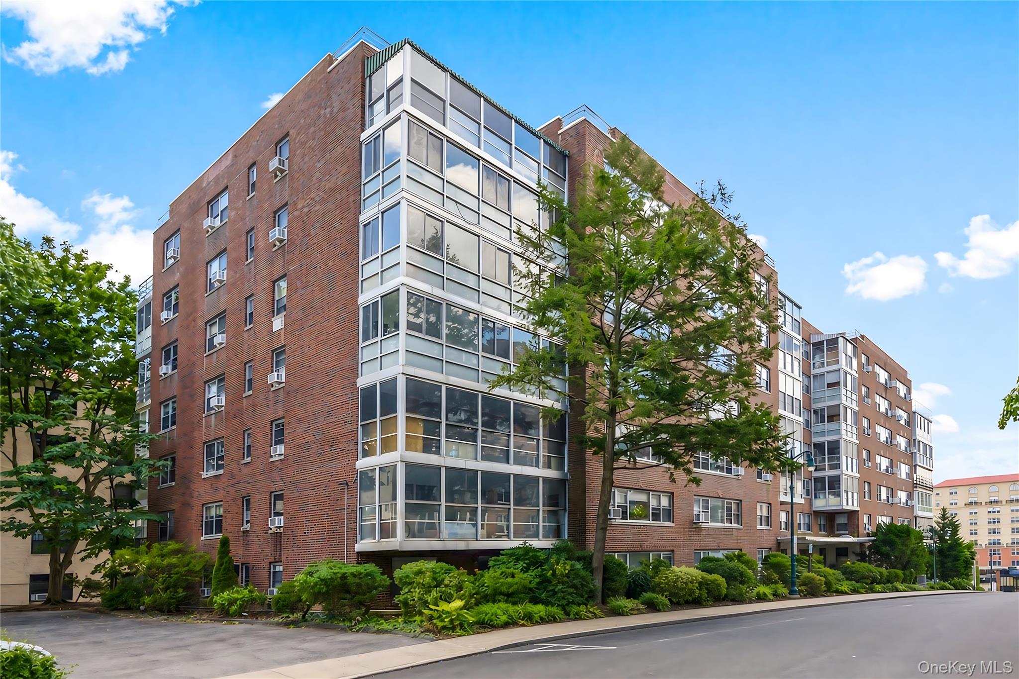 2 Washington Square Unit 3E, Larchmont NY 10538