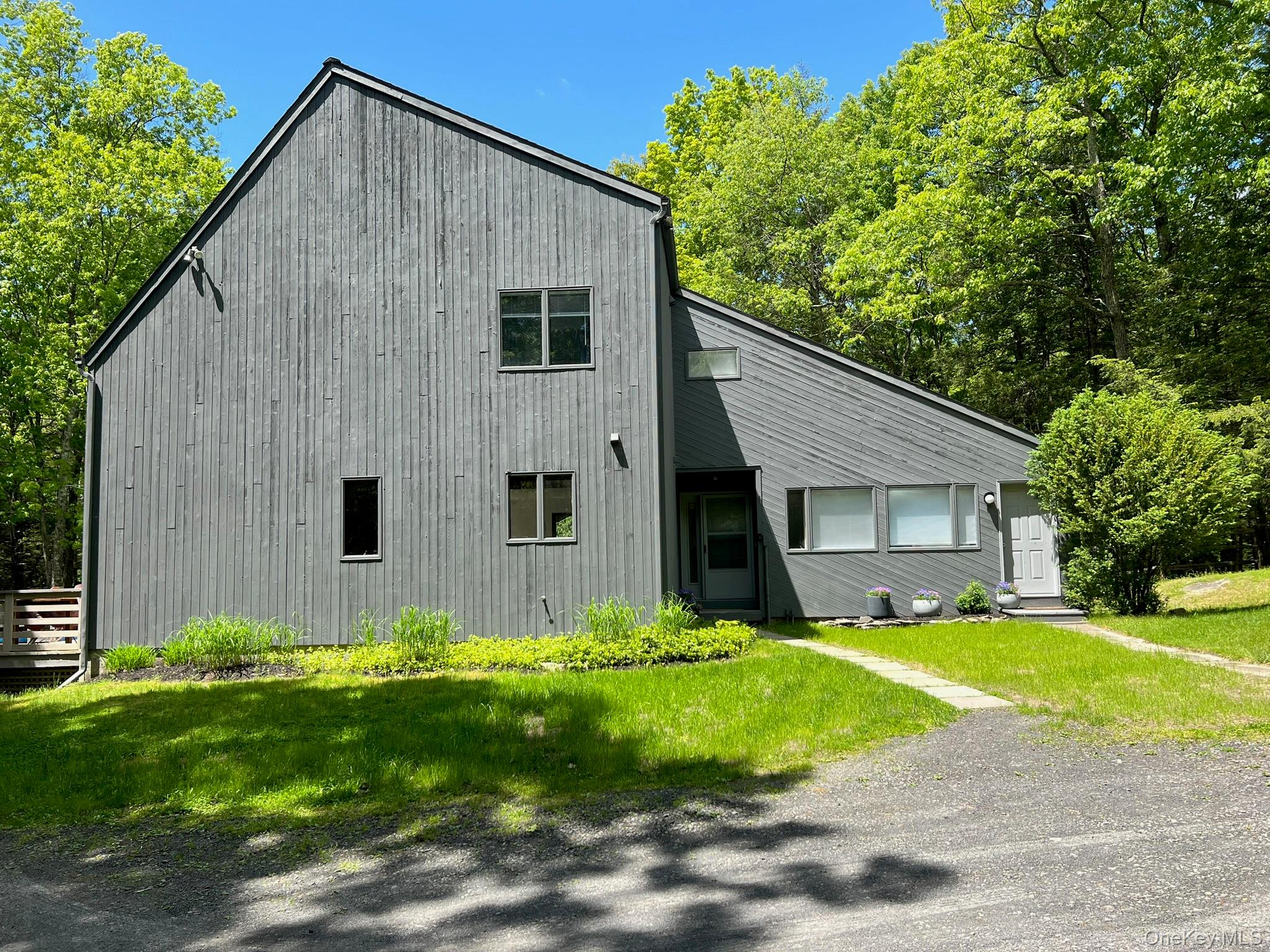 9 Munchkin Lane, Woodstock NY 12401