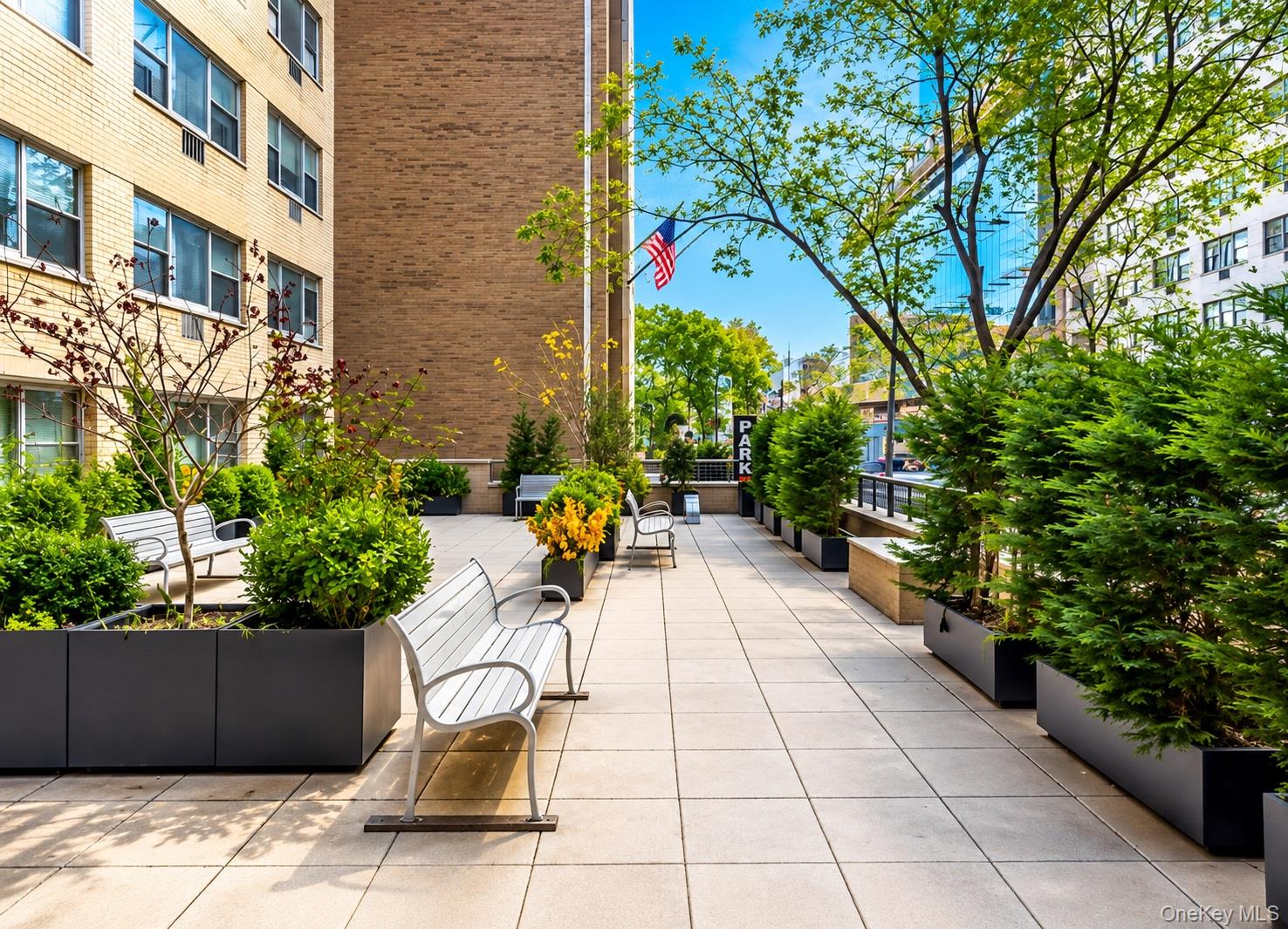 333 E 46th Street Unit 10E, Manhattan NY 10017