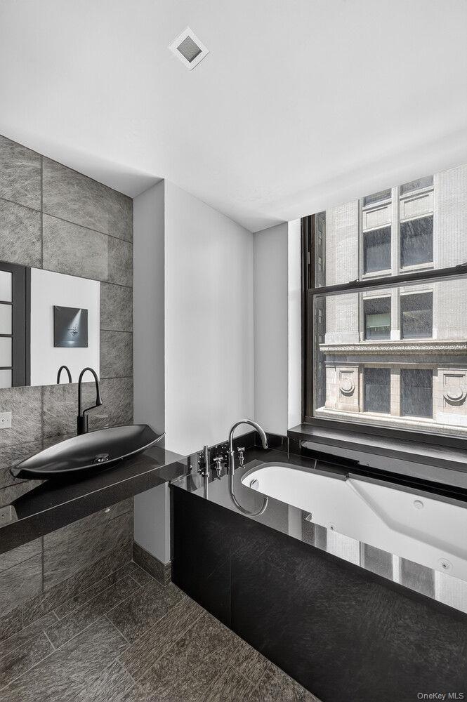 20 PINE Street Unit 907/908, Manhattan NY 10005