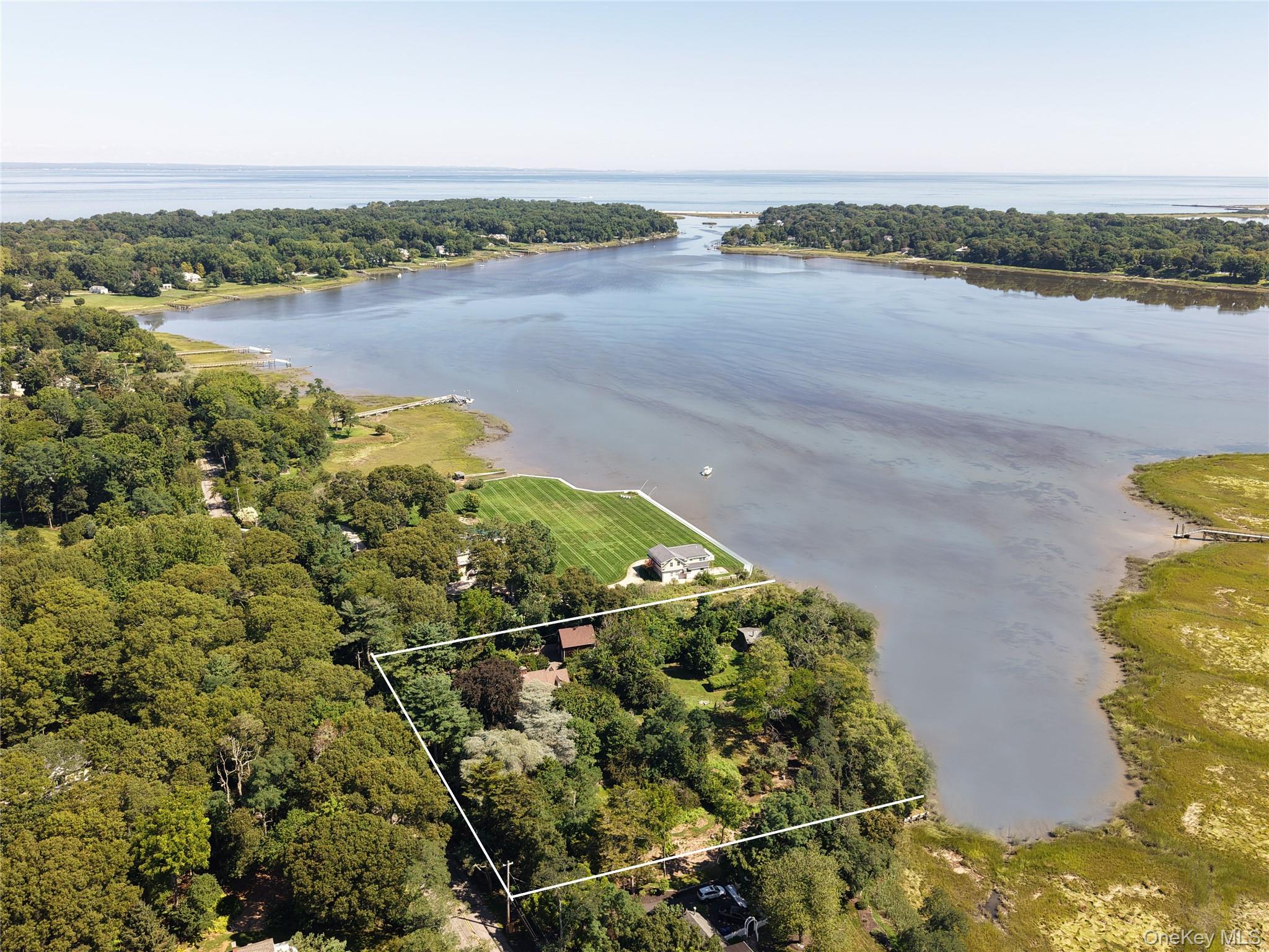 75 Old Field Road, East Setauket NY 11733