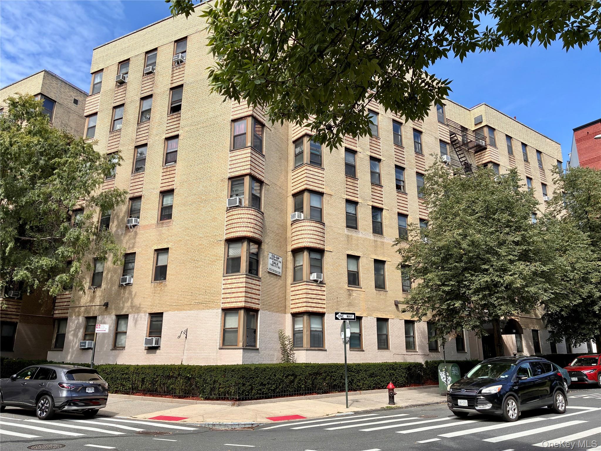 340 East Mosholu Parkway S Unit 2C, Bronx NY 10458