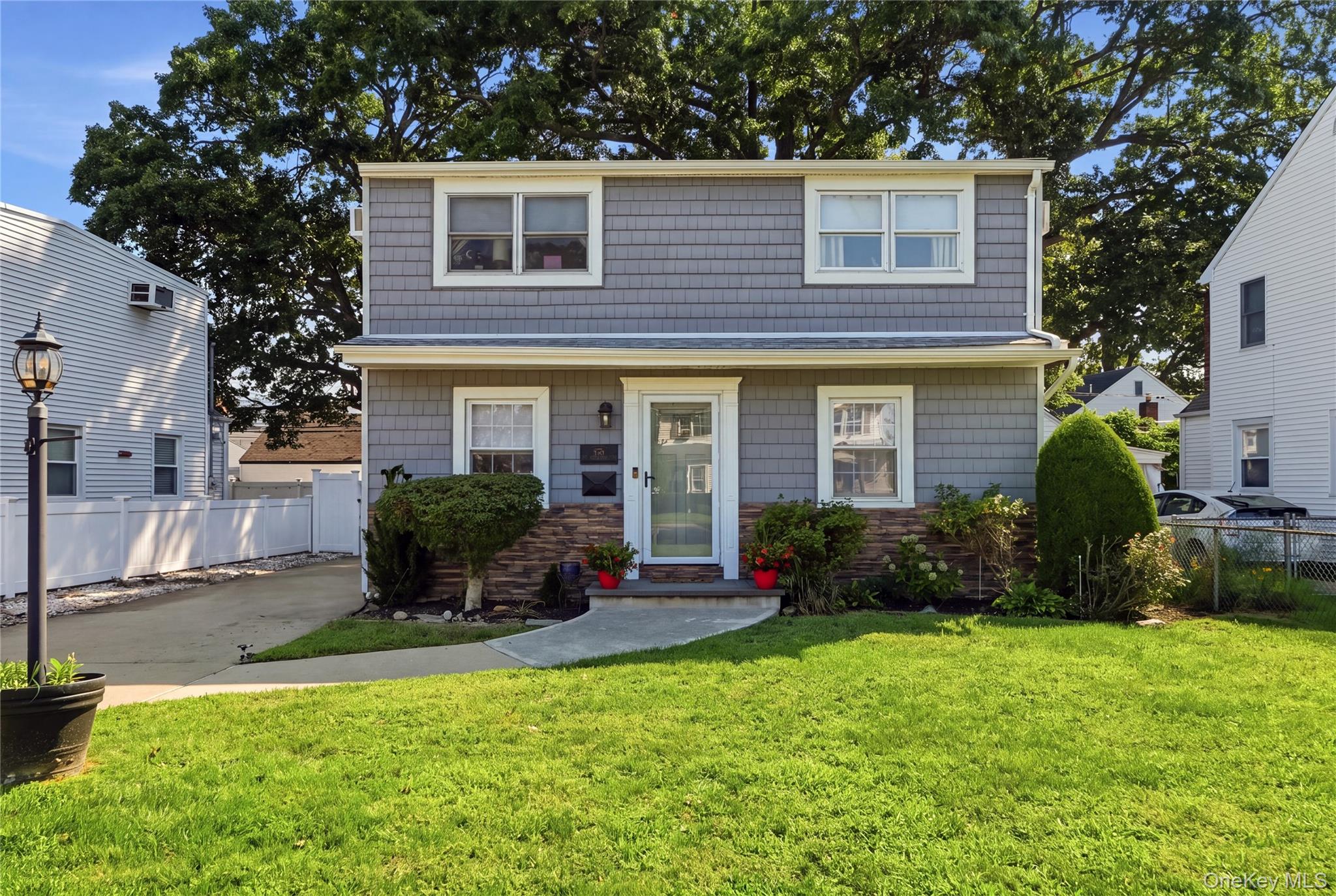 205 Stuart Road, Valley Stream NY 11581