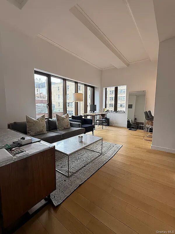 225 E 19th Street Unit 802, Manhattan NY 10003