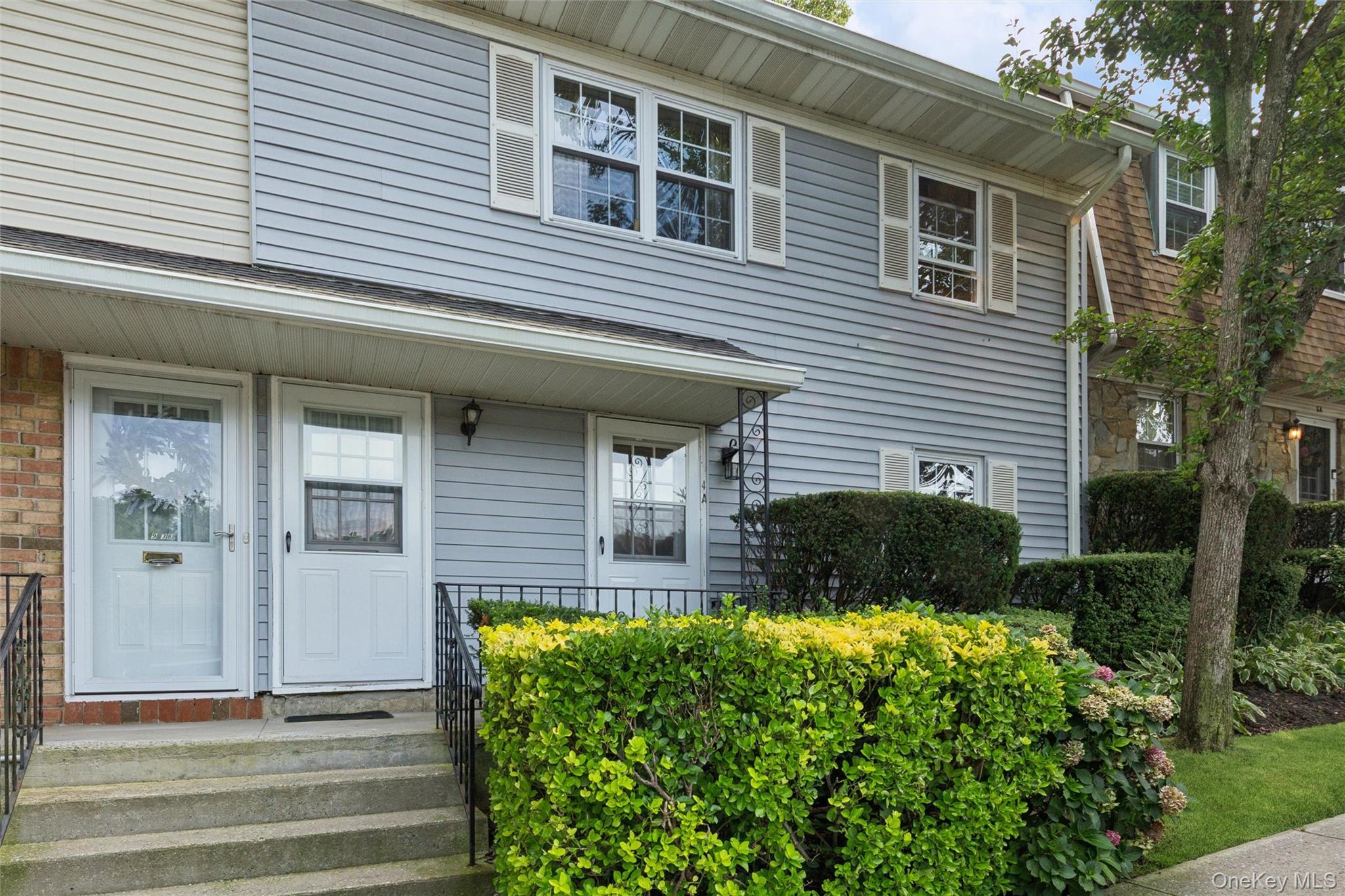 9 Harbour Lane Unit 4A, Oyster Bay NY 11771