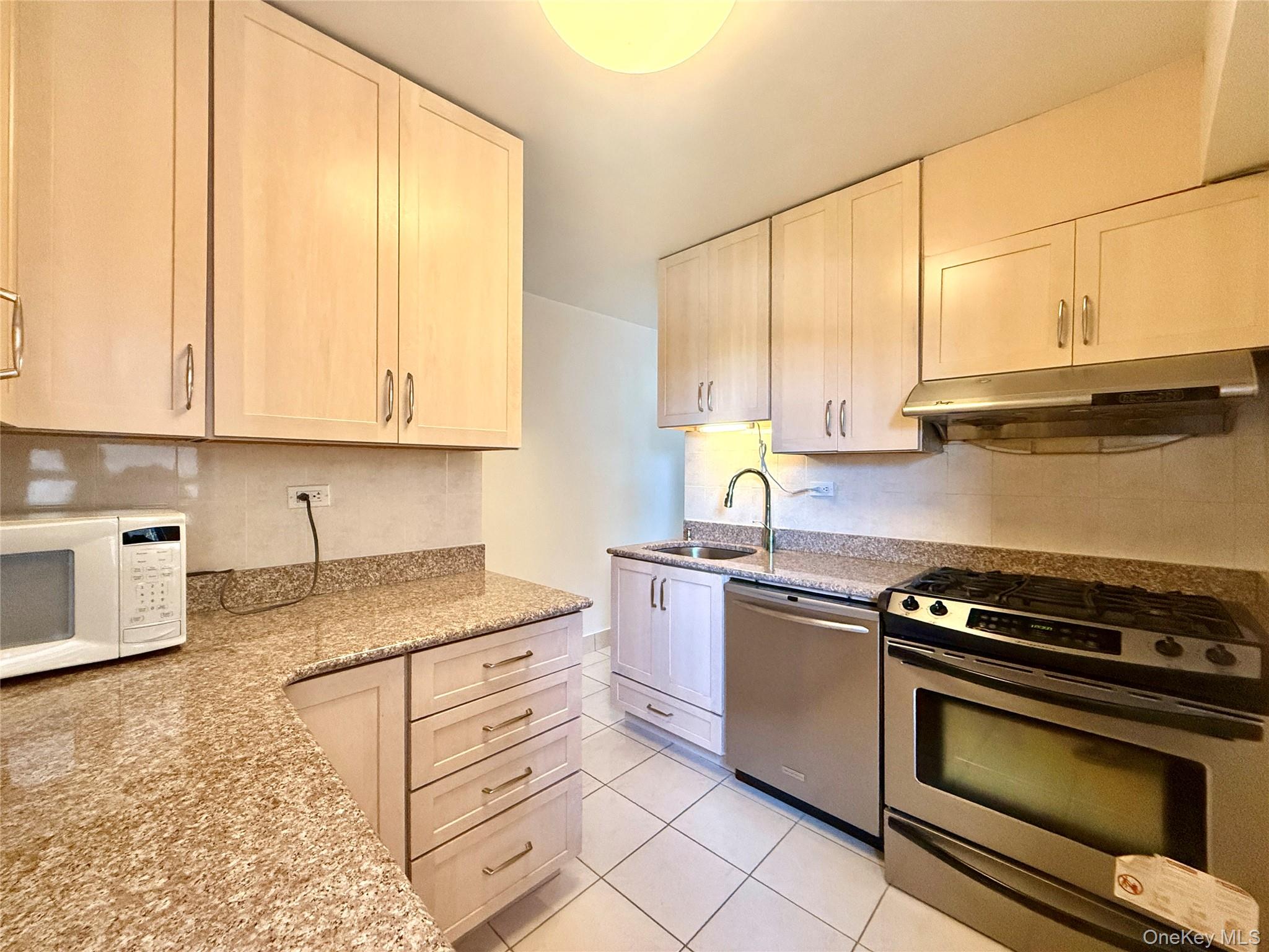 61-20 Grand Central Parkway Unit A 1002, Forest Hills NY 11375