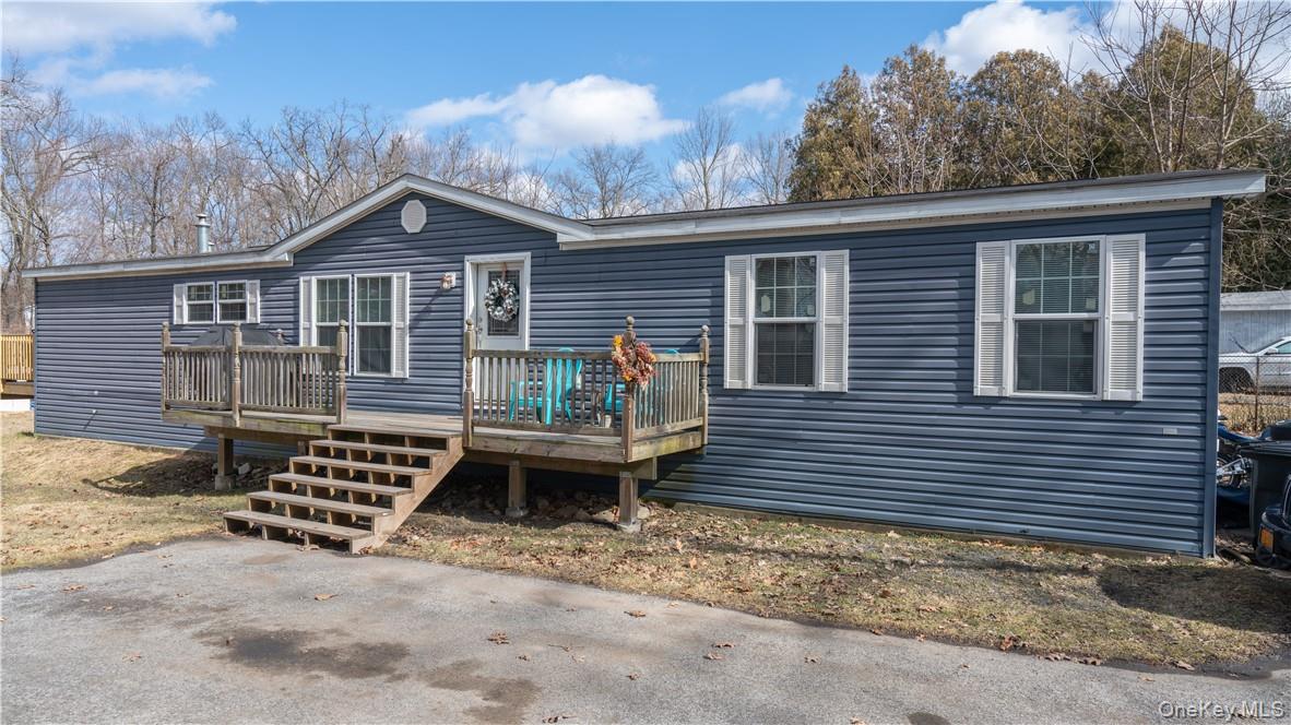 3 Wildwood Lane, Wallkill NY 12589