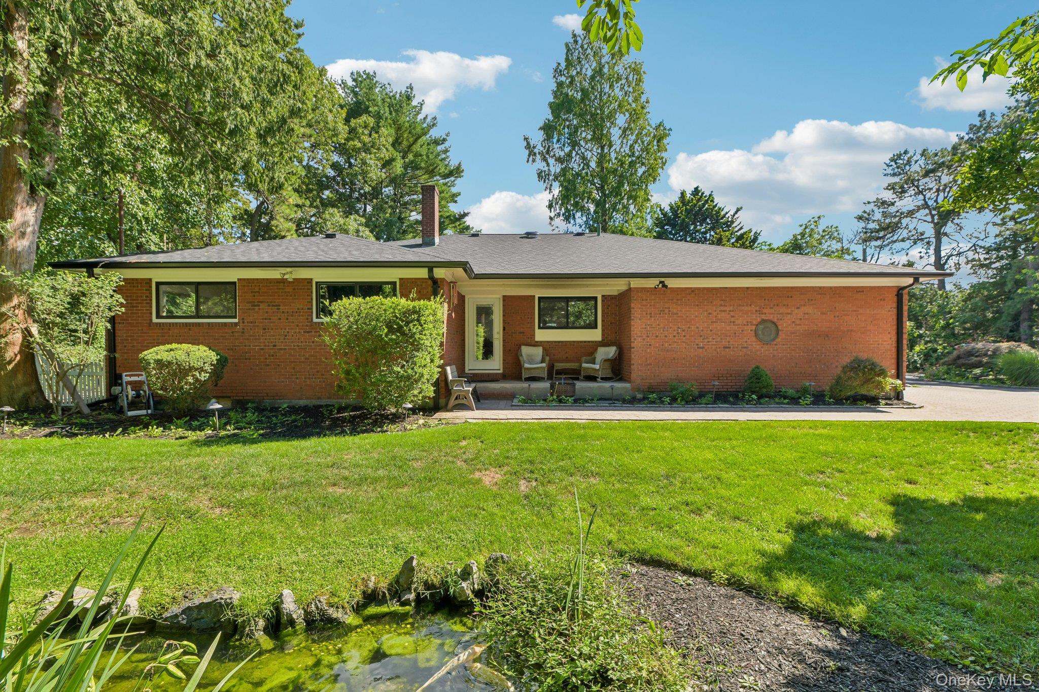 230 Union Avenue, Holbrook NY 11741